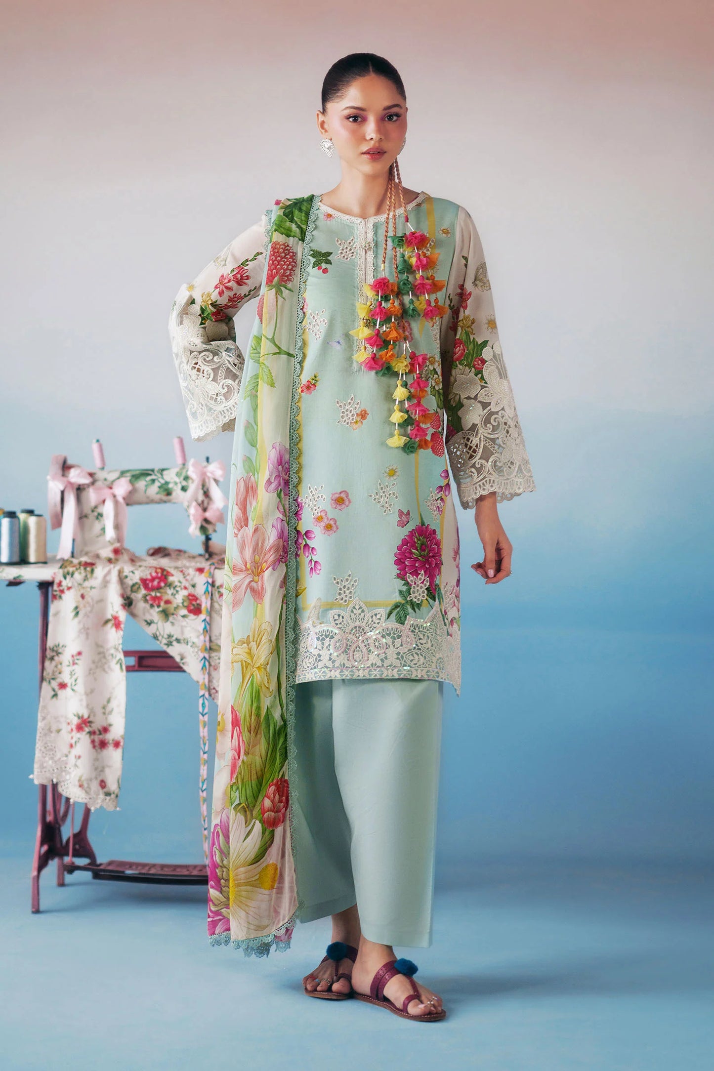 DW-EA26-100-Blue | Desi Summer Pie | MARIA.B
