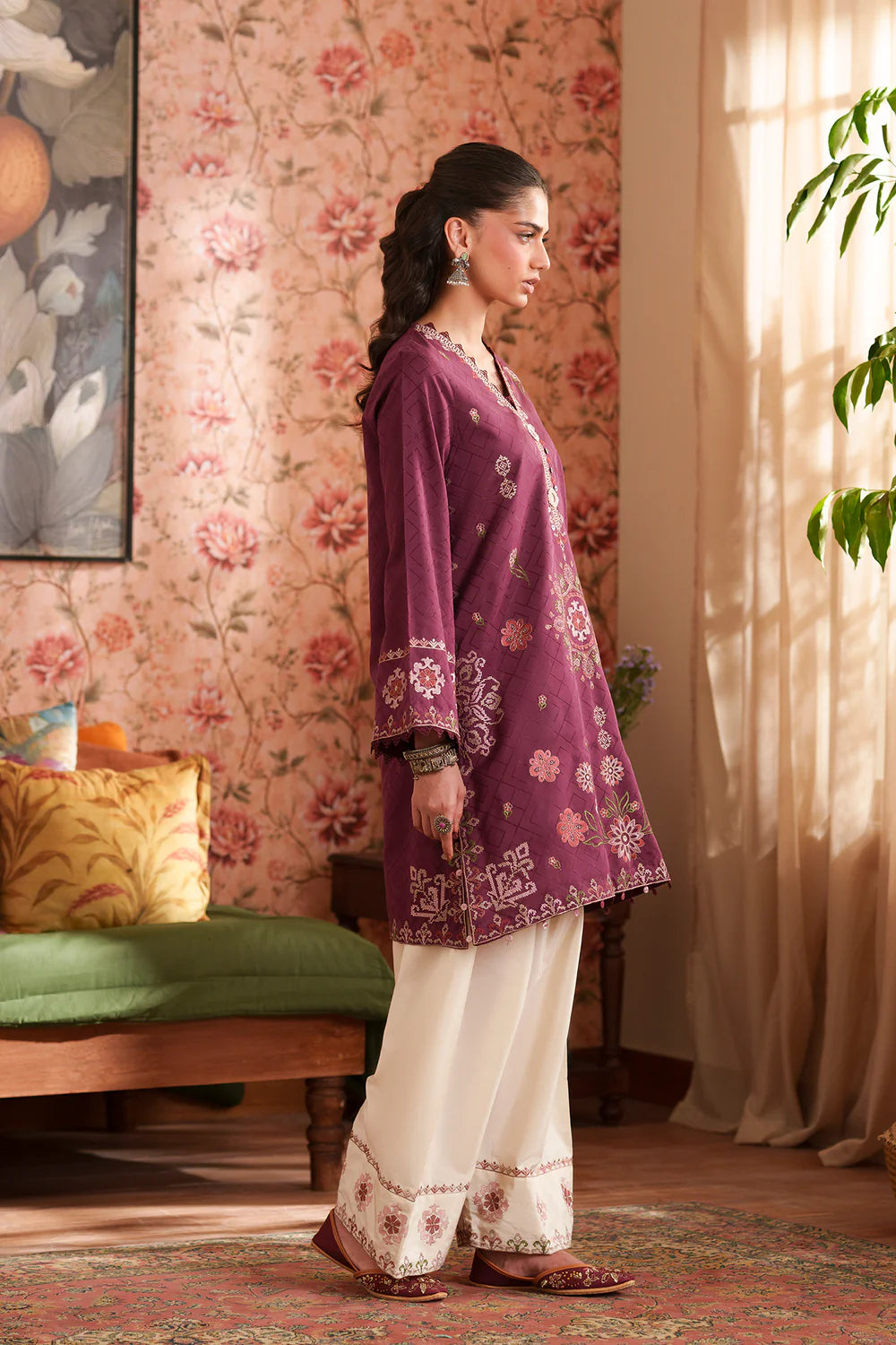 BURGUNDY | E4322/103/415 | Women Rozana 22 June 26 | Ethnc