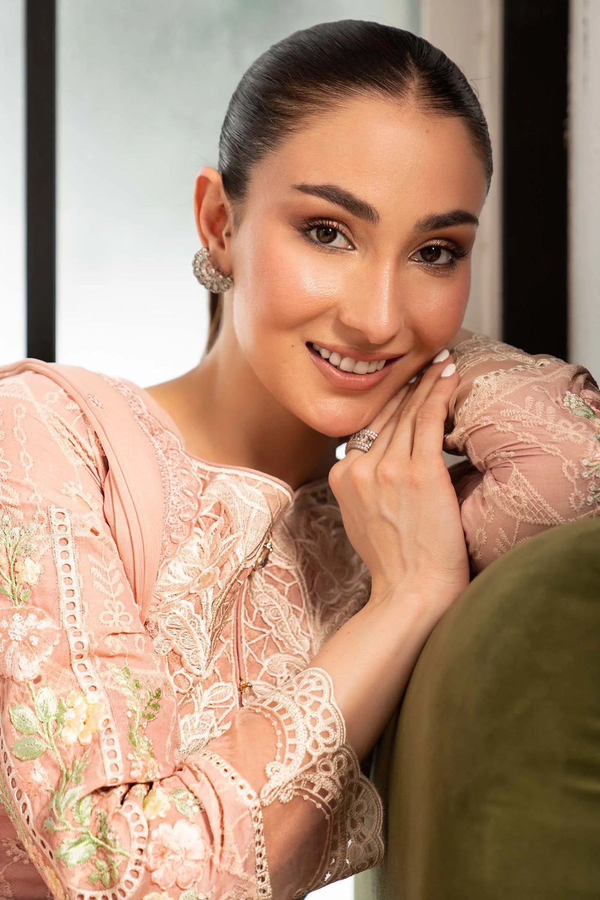 DW-EA26-80-Pink | Desi Summer Pie | MARIA.B
