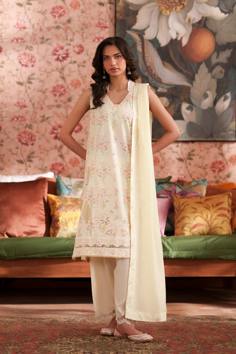 OFF WHITE | E4463/103/002 | Women Rozana 22 June 26 | Ethnc