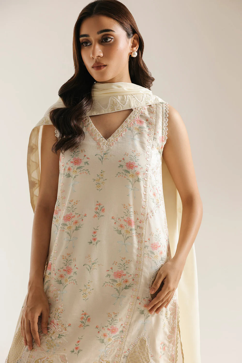 OFF WHITE | E4463/103/002 | Women Rozana 22 June 26 | Ethnc