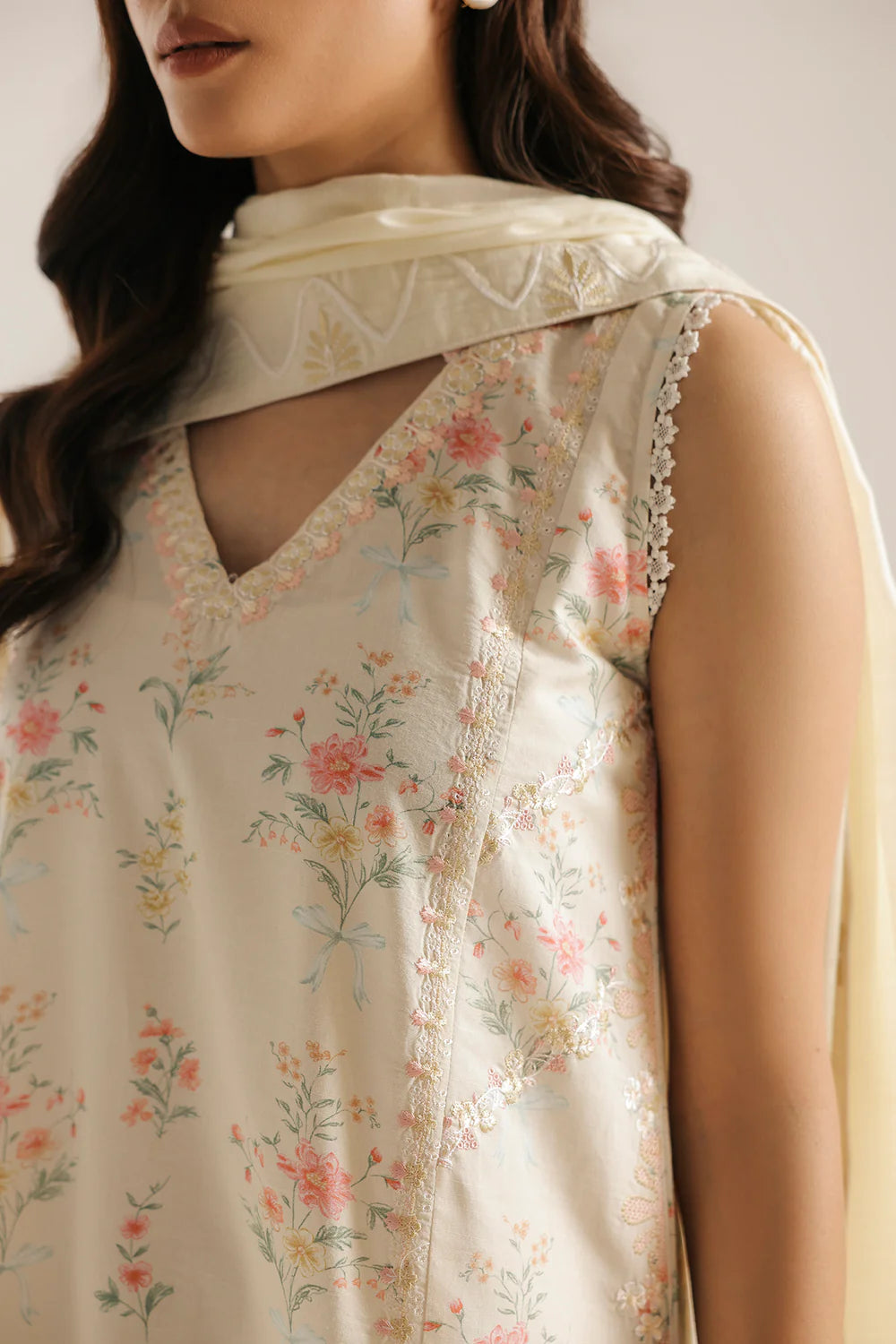 OFF WHITE | E4463/103/002 | Women Rozana 22 June 26 | Ethnc