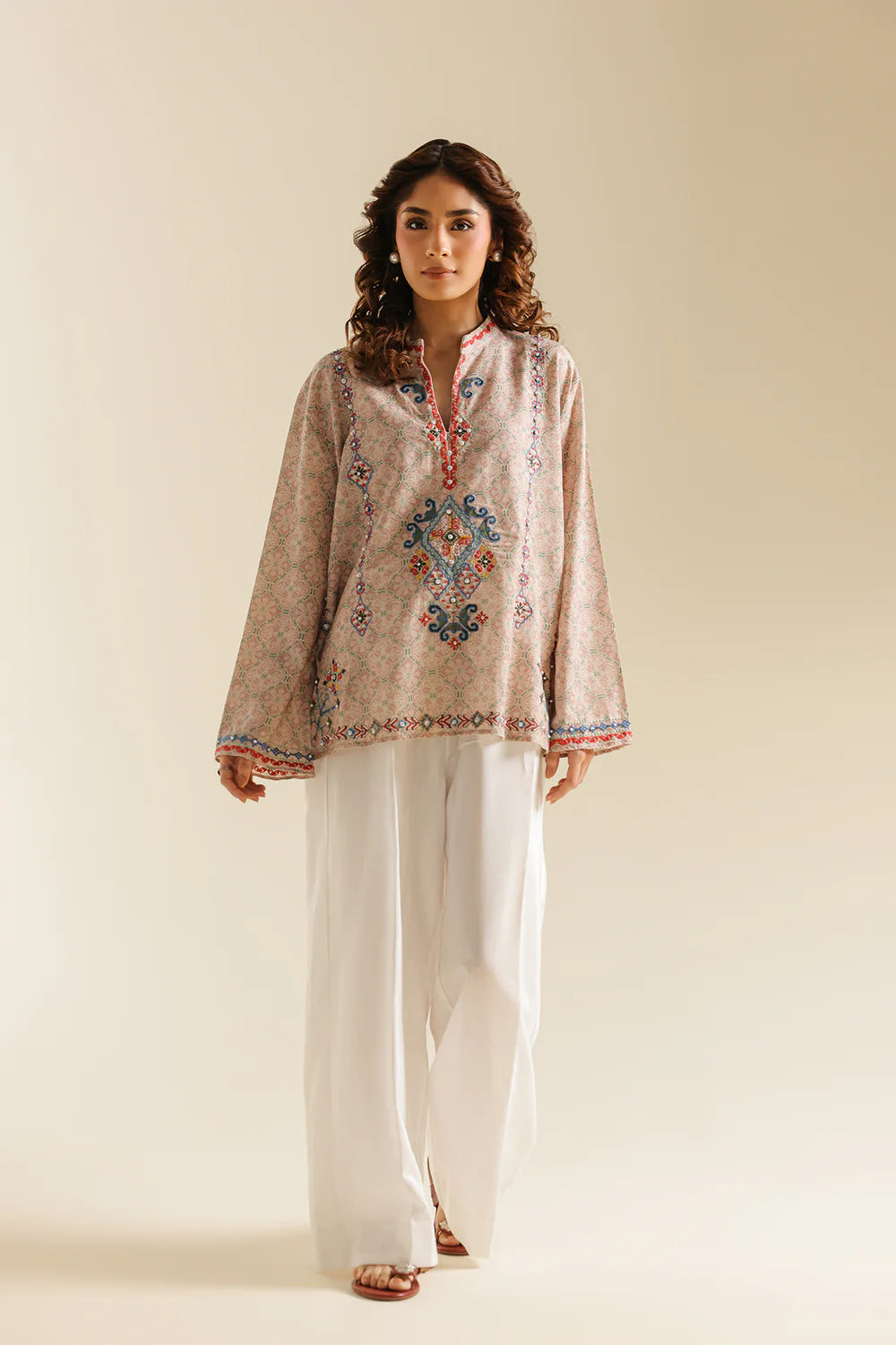 WHITE | E0775/119/001 | BOHO NEW LOOKBOOK | Ethnc