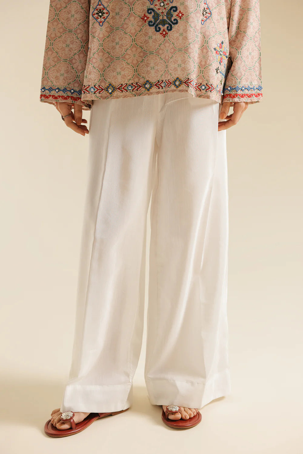 WHITE | E0775/119/001 | BOHO NEW LOOKBOOK | Ethnc