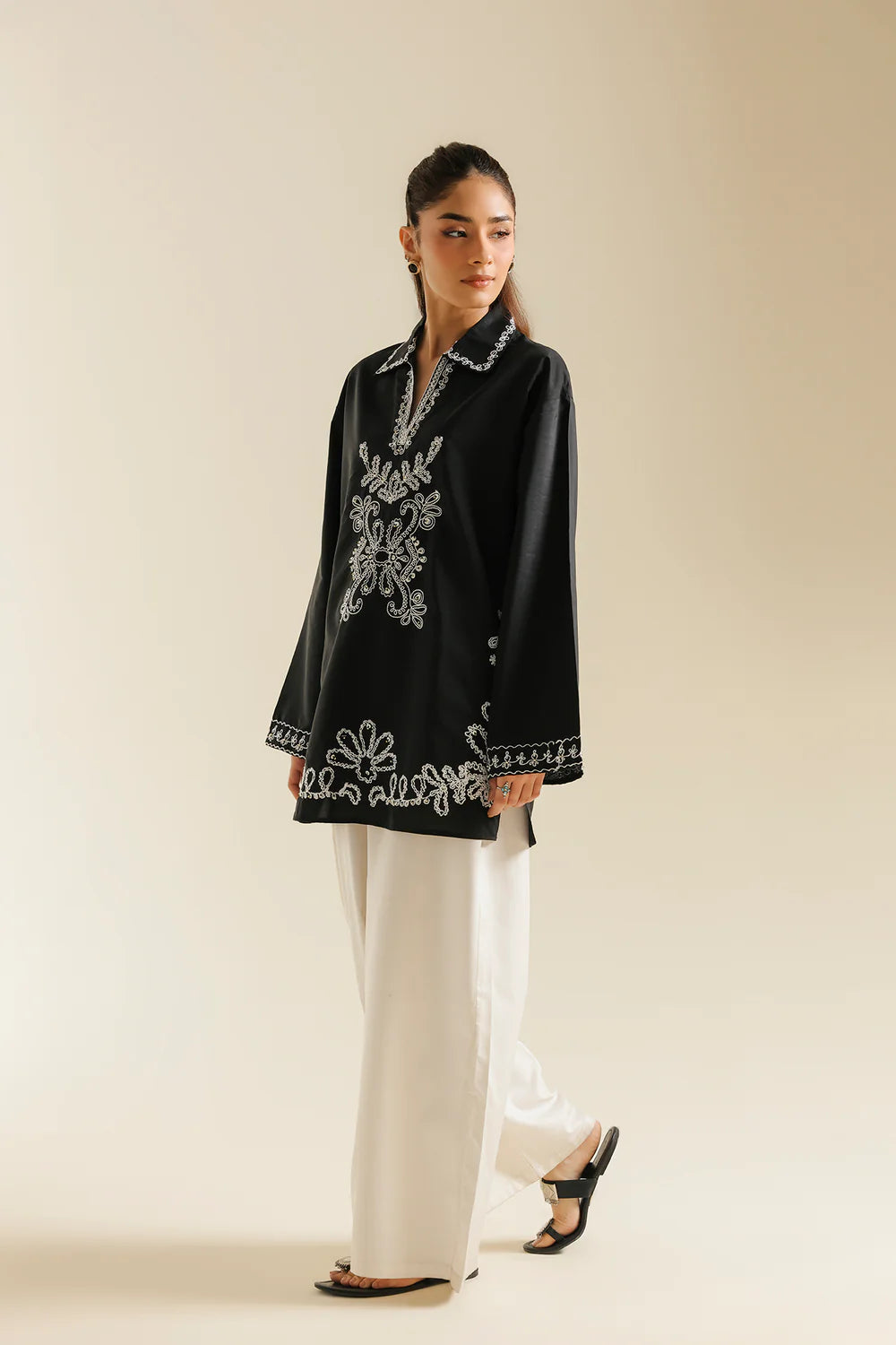 JET BLACK | E0789/119/902 | BOHO NEW LOOKBOOK | Ethnc