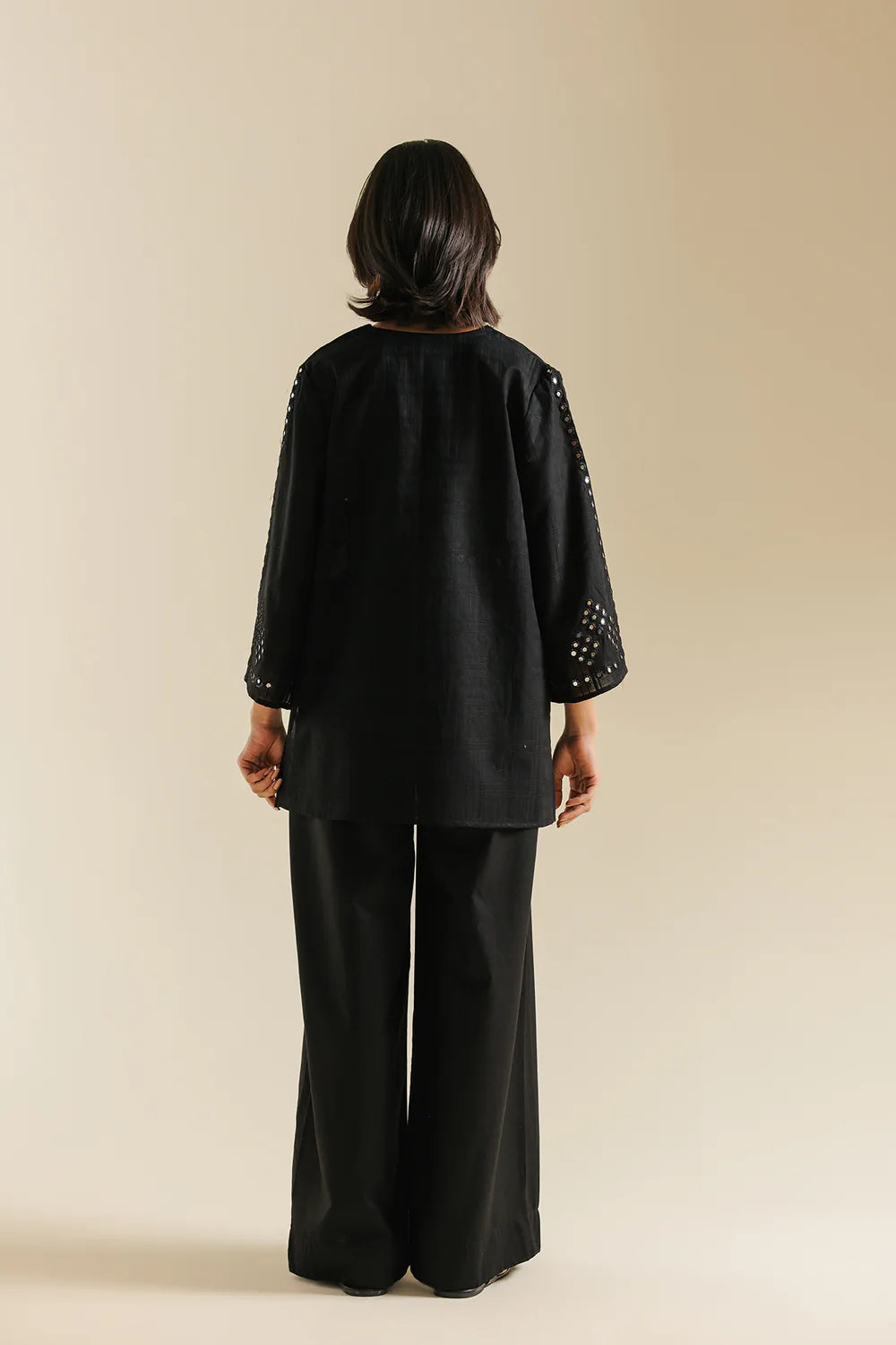 JET BLACK | E0725/119/902 | BOHO NEW LOOKBOOK | Ethnc
