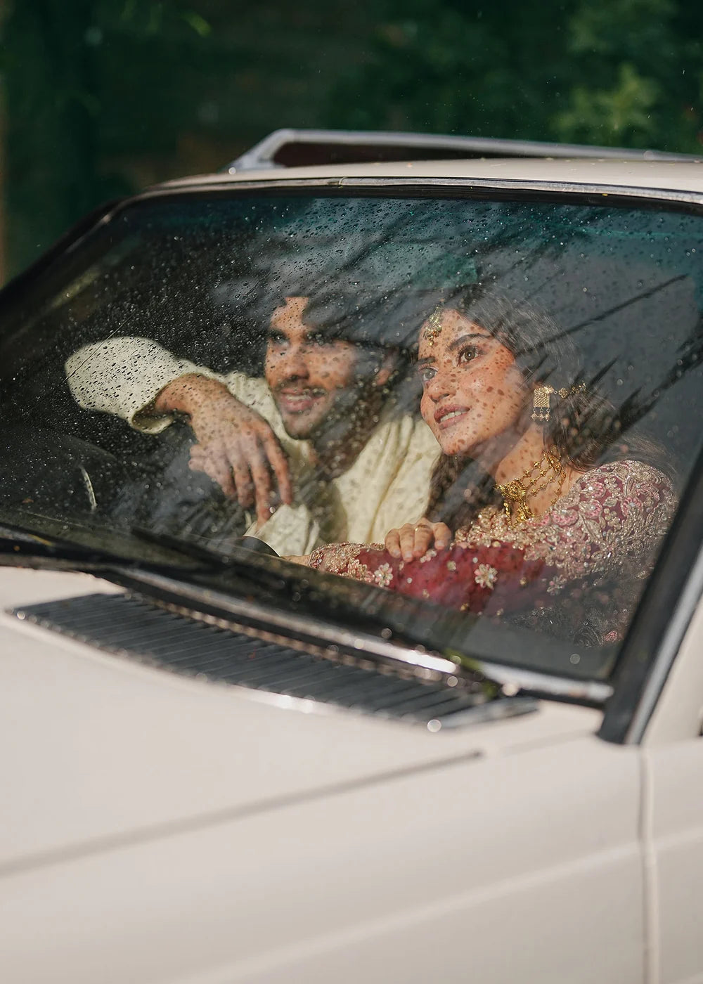 Surkhi | Dilruba | Haseens