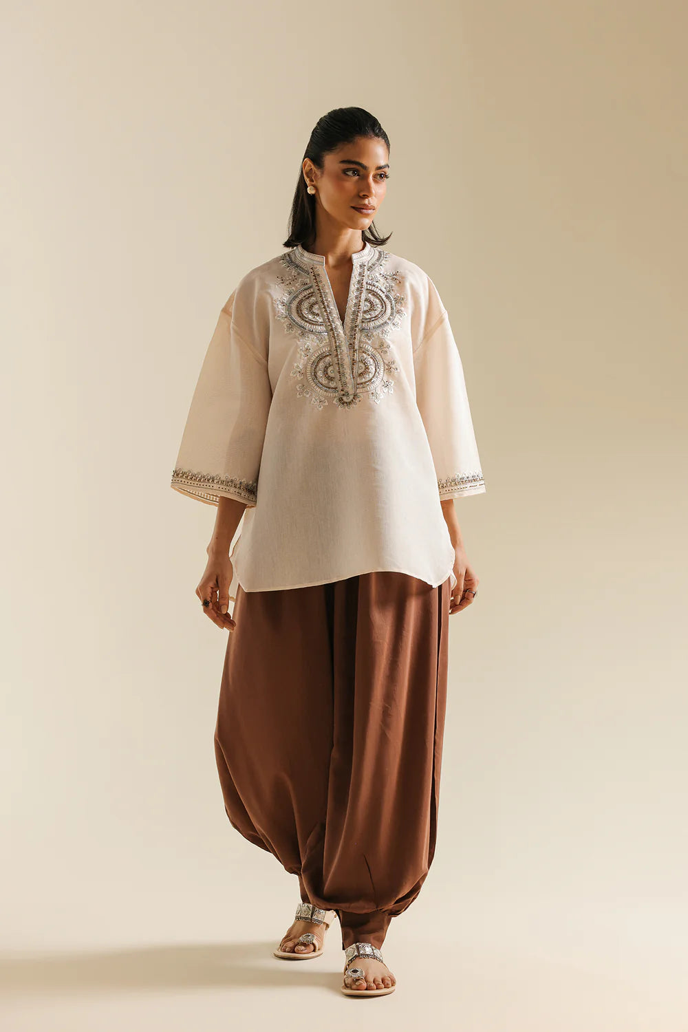 OFF WHITE | E0844/119/002 | BOHO NEW LOOKBOOK | Ethnc