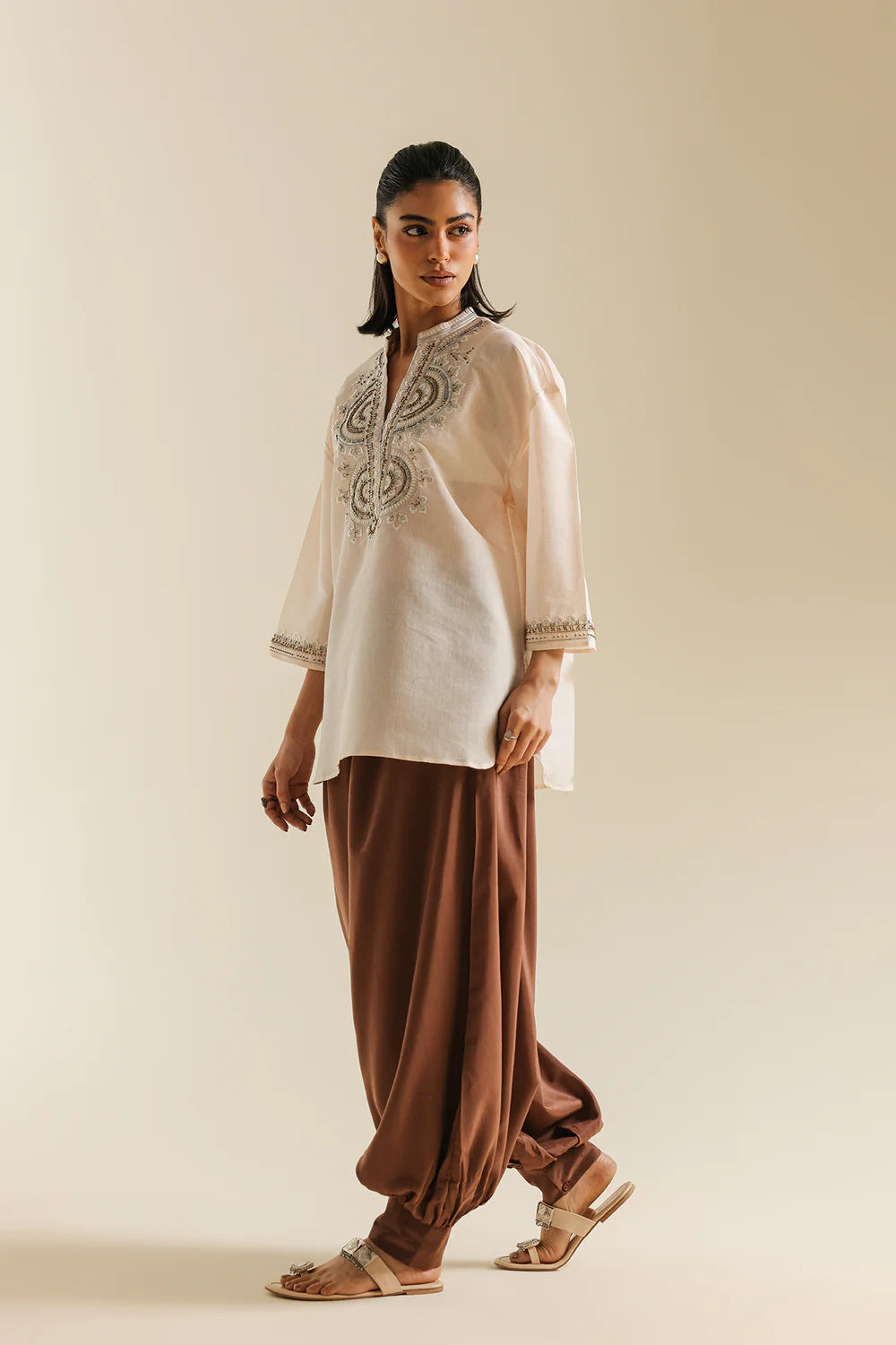 OFF WHITE | E0844/119/002 | BOHO NEW LOOKBOOK | Ethnc