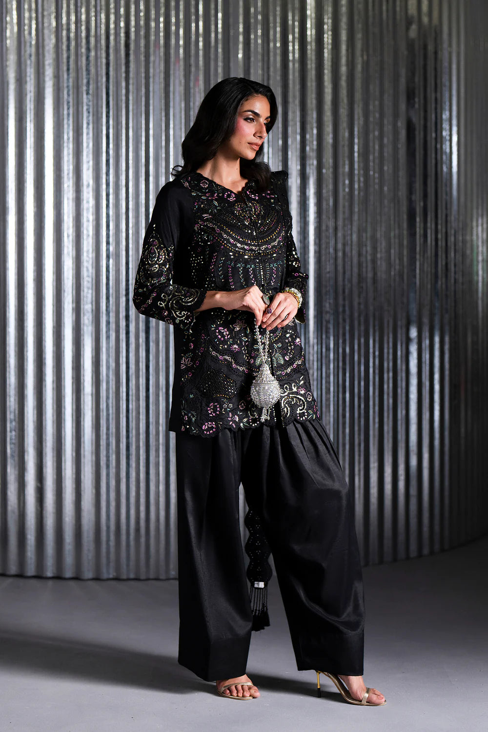JET BLACK | E1142/104/902 | Women Boutique 29 June ‘26 | Ethnc