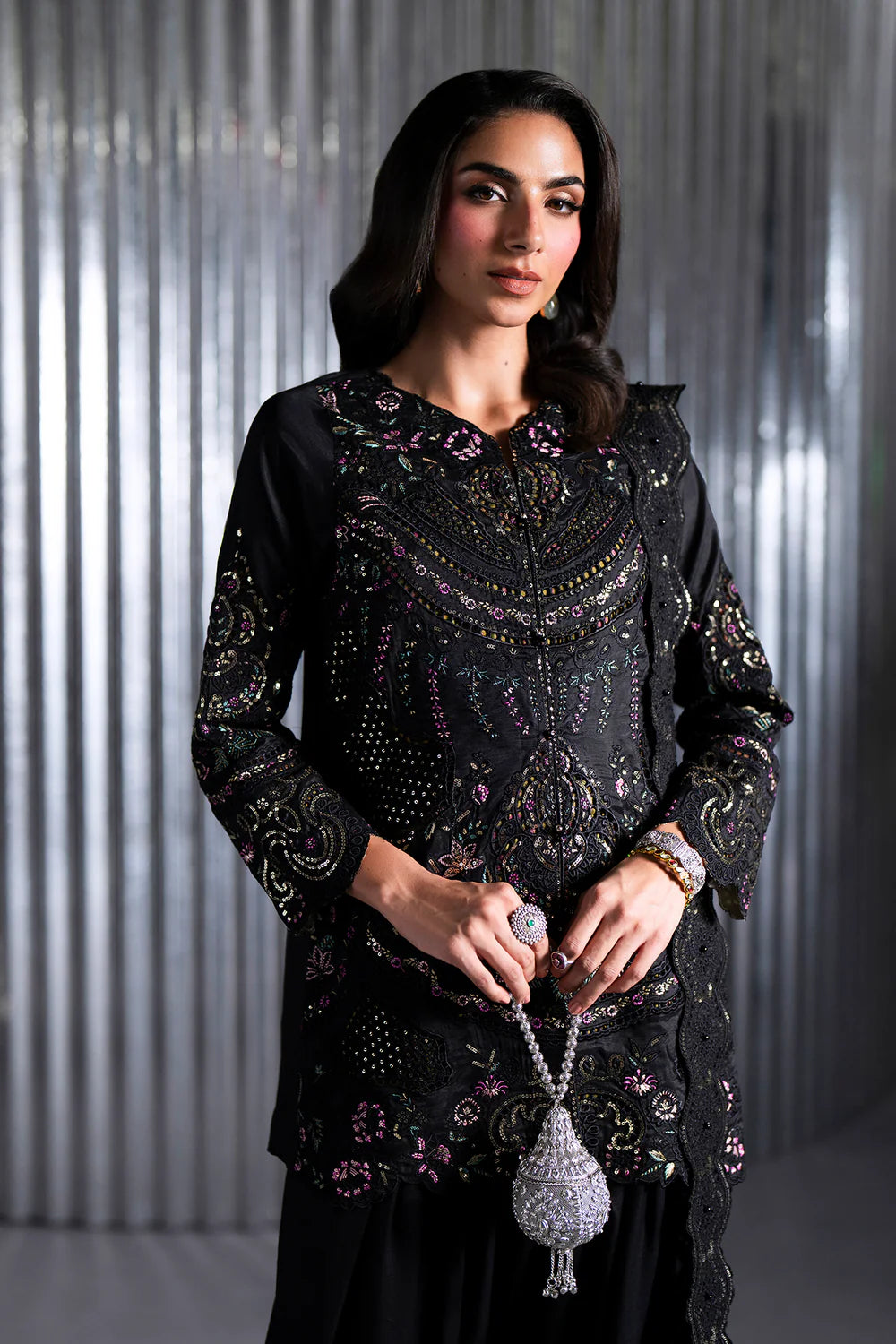 JET BLACK | E1142/104/902 | Women Boutique 29 June ‘26 | Ethnc