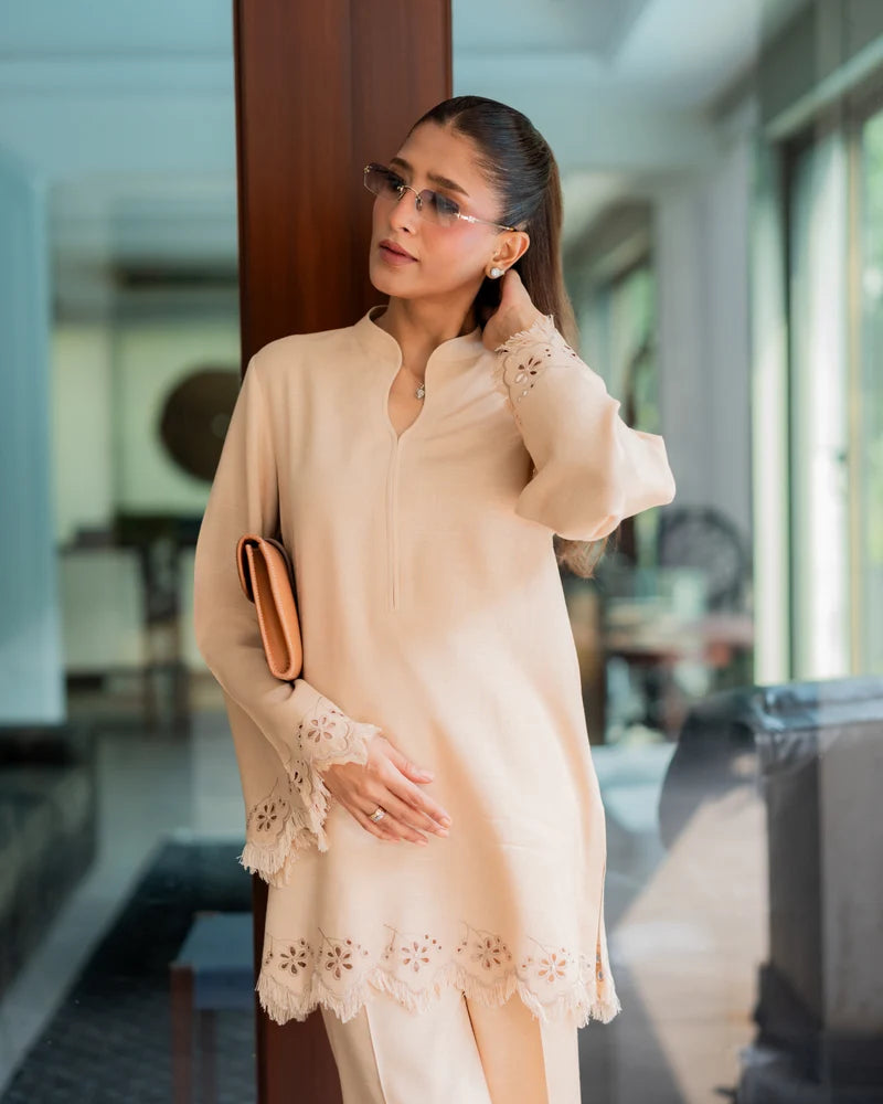 Écru Fleur Set | New Arrivals | LIRA