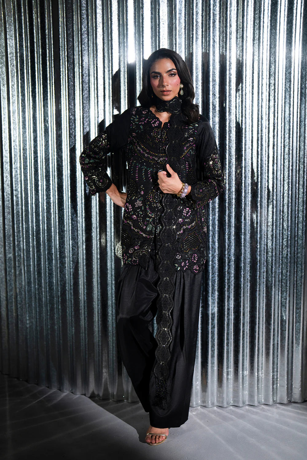 JET BLACK | E1142/104/902 | Women Boutique 29 June ‘26 | Ethnc