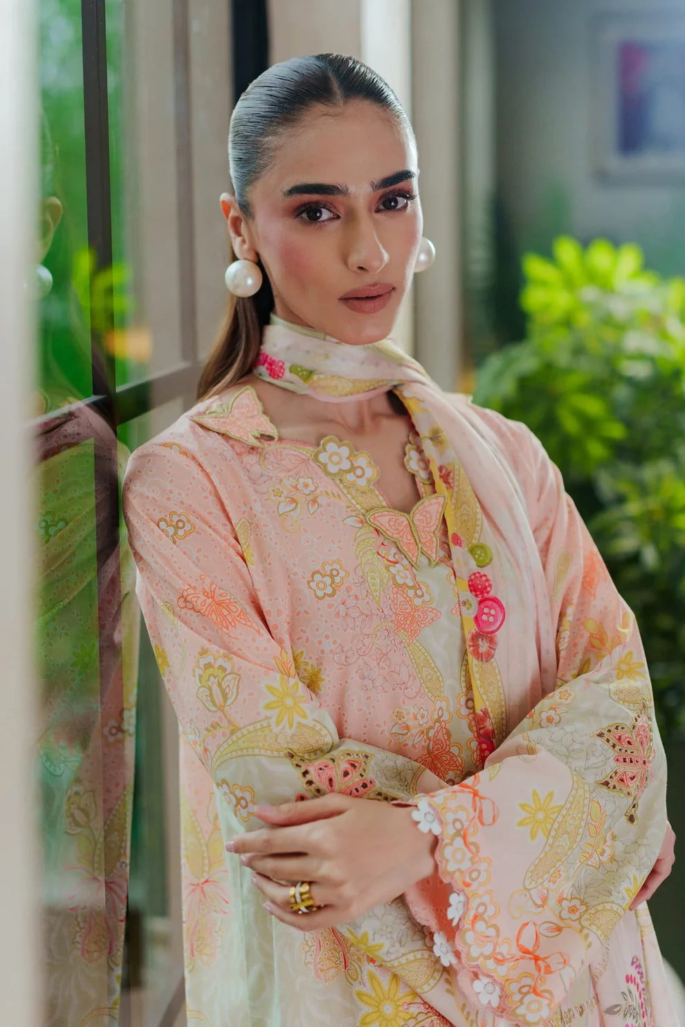 Peach Pavlova | Leena Summer Love '26 | Flairs Studio