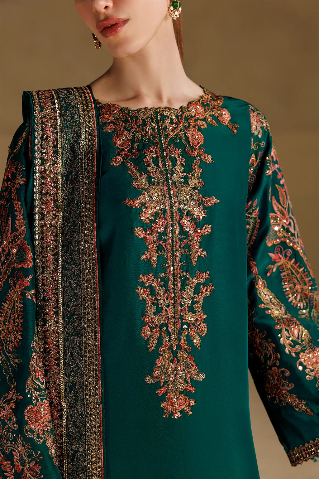 UE-738 Dyed Pure Ramen Silk | Formals ‘26 | Iznik