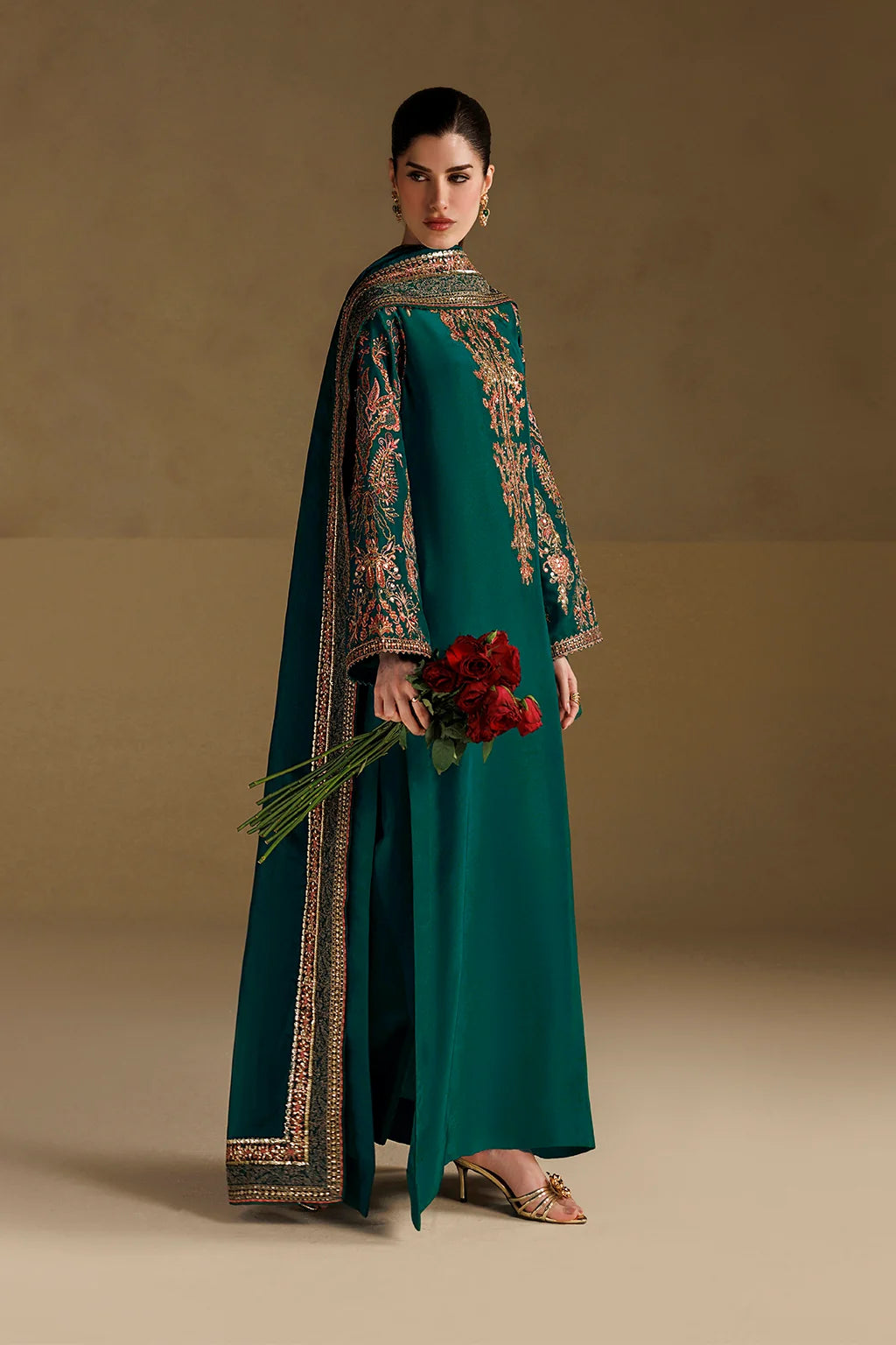 UE-738 Dyed Pure Ramen Silk | Formals ‘26 | Iznik