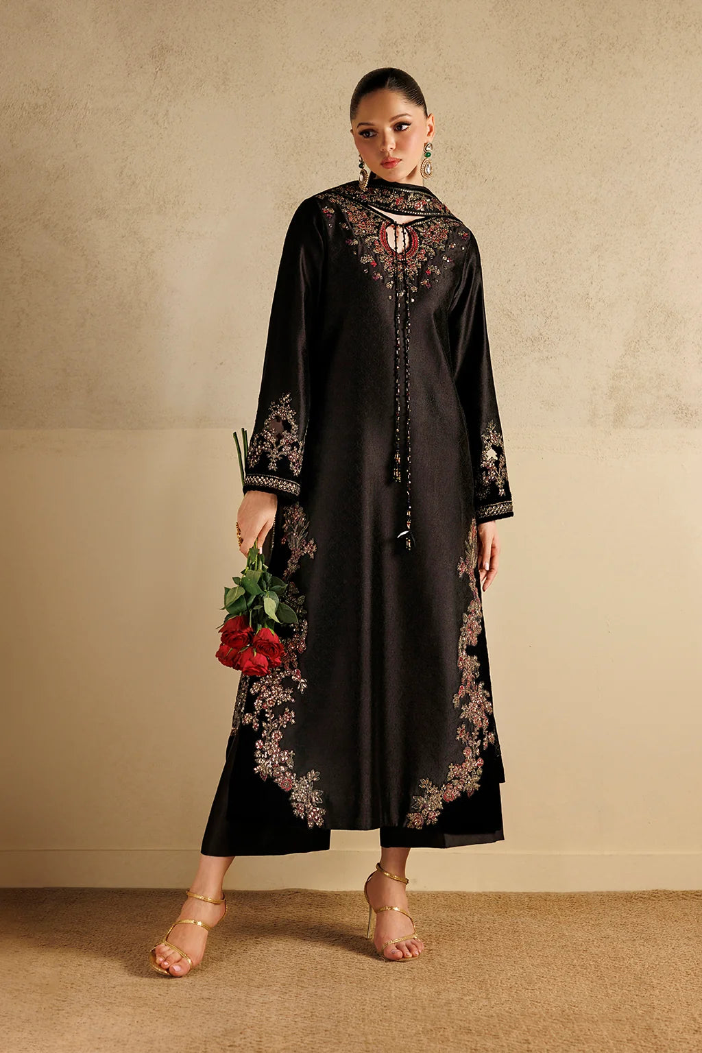 UE-737 Dyed Textured Sheesha Silk | Formals ‘26 | Iznik