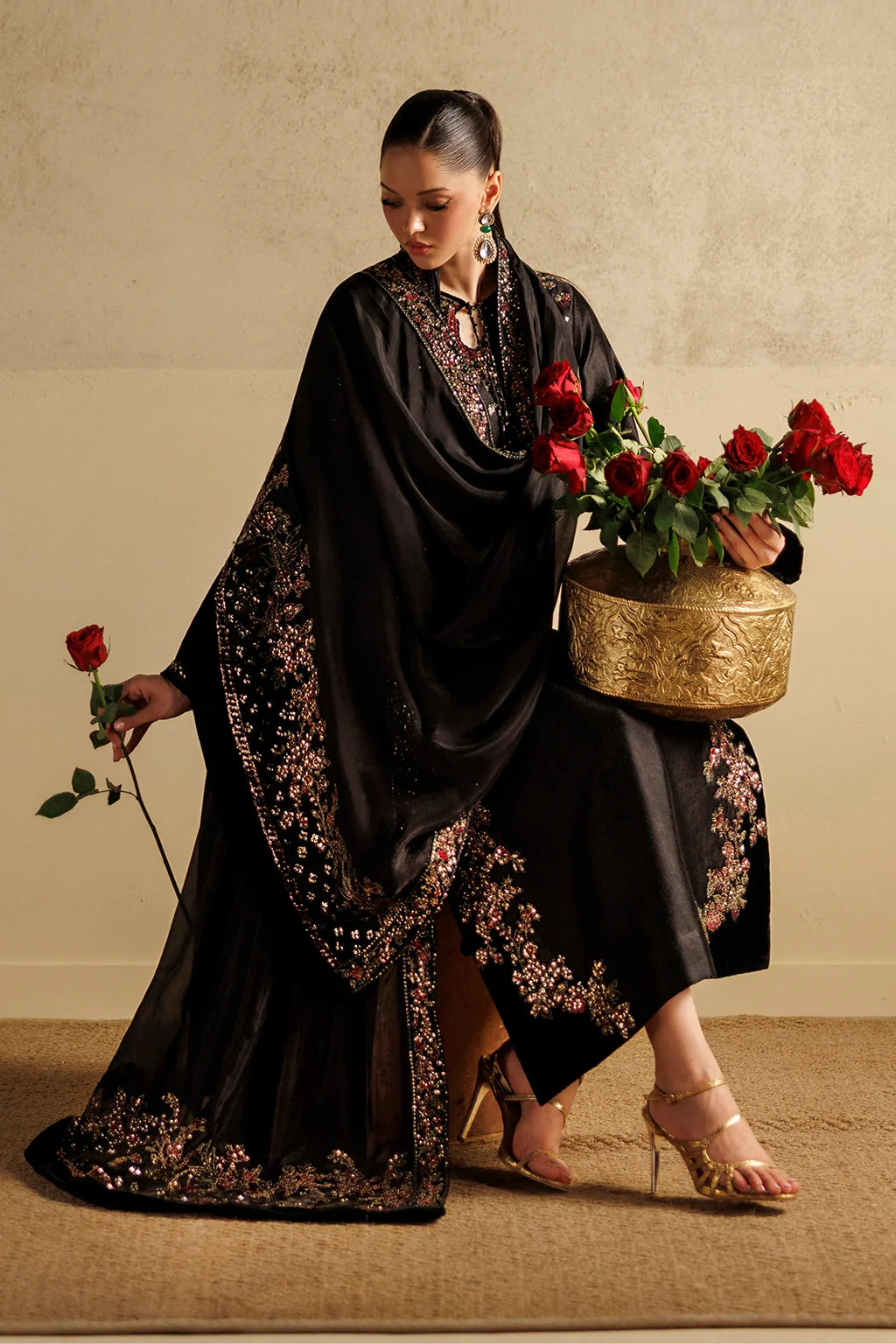 UE-737 Dyed Textured Sheesha Silk | Formals ‘26 | Iznik