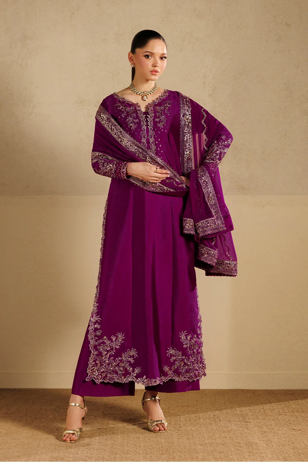 UE-736 Embroidered Sheesha Silk | Formals ‘26 | Iznik