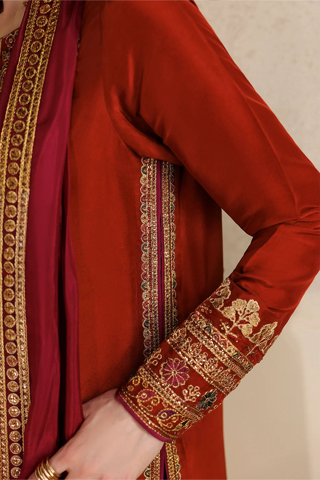 UE-729 Pure Dyed Ramen Silk | Formals ‘26 | Iznik