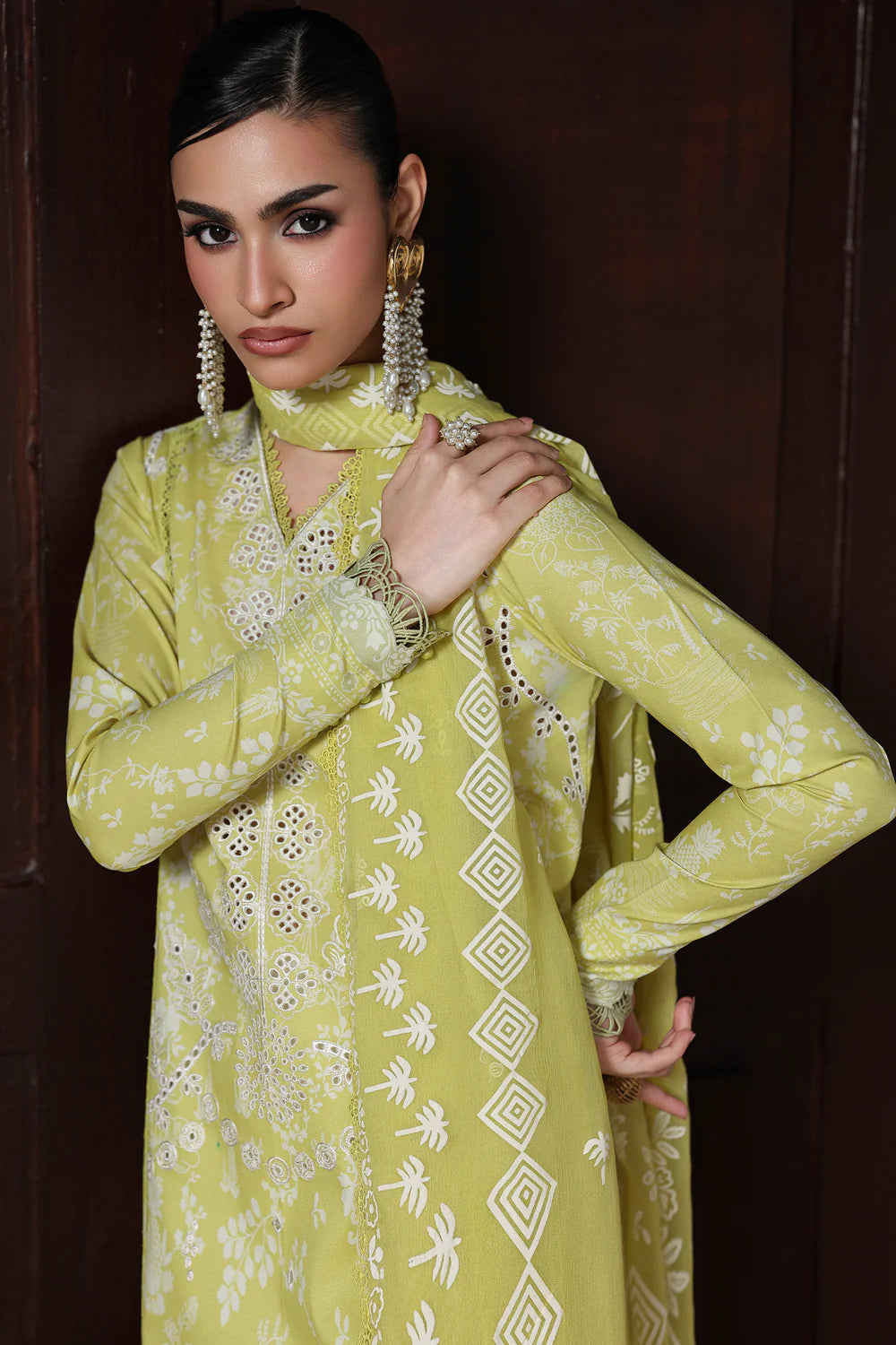 QQP-06 (B) ZOHRA | Qprints Drop II ‘26 | Qalamkar