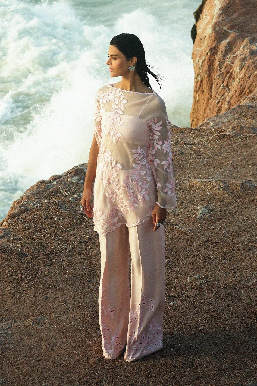 AYLA | Semi Formals | Sania Maskatiya