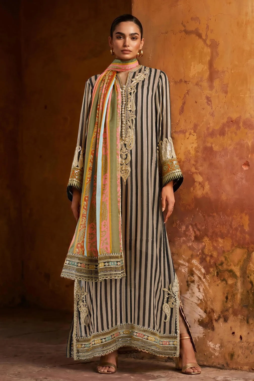 R-85 | Couture | Sana Safinaz