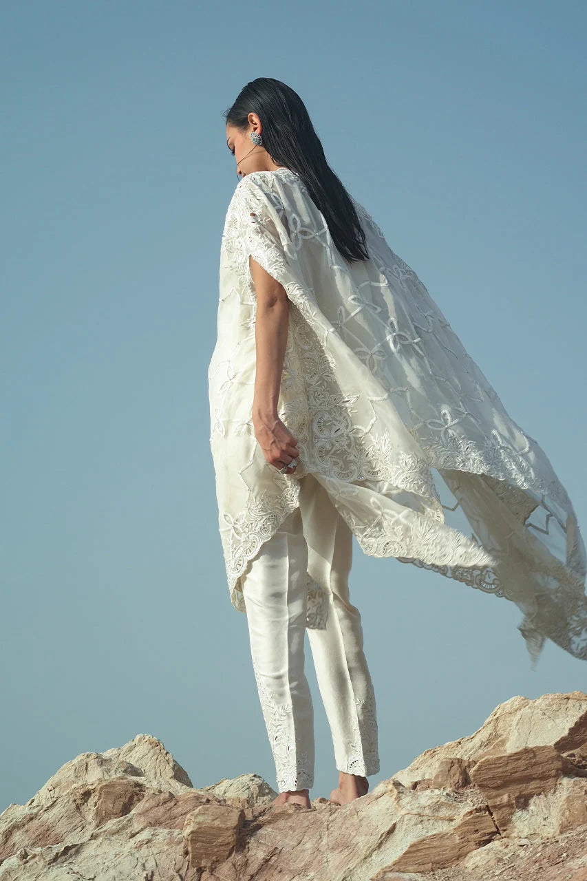 ISLA | Semi Formals | Sania Maskatiya