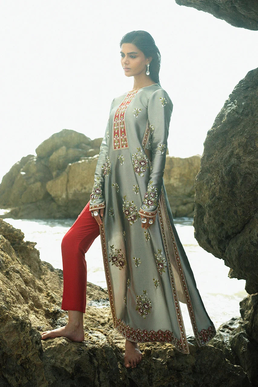 LAIA | Semi Formals | Sania Maskatiya