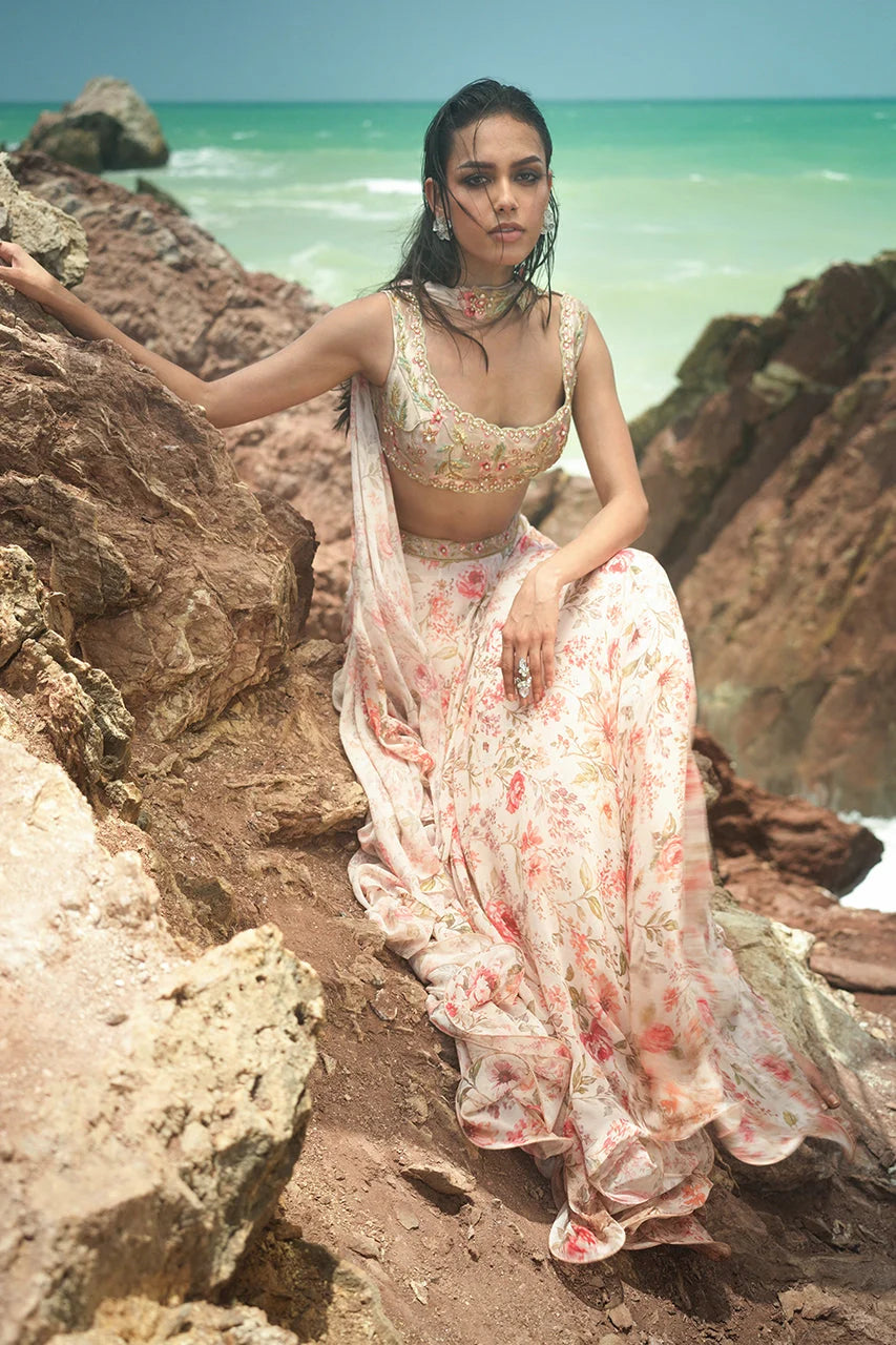 AZINA | Semi Formals | Sania Maskatiya