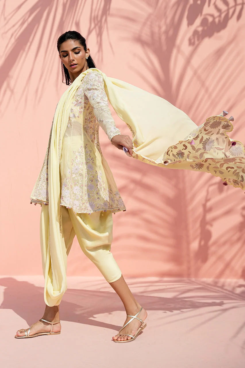 NEZIHA | Semi Formals | Sania Maskatiya