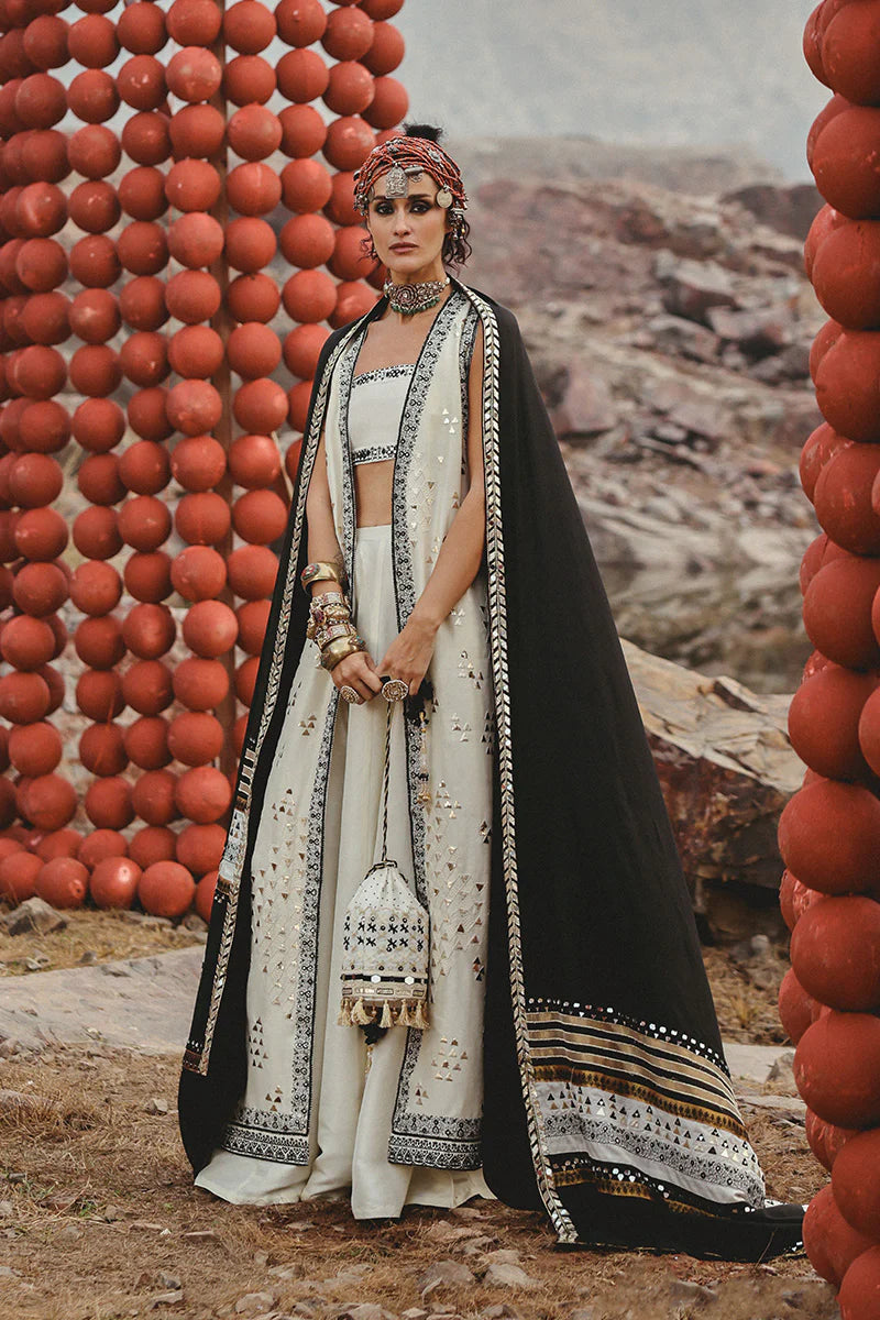 Liana Shawl | The Festive Chapter | Sumaira Khanani