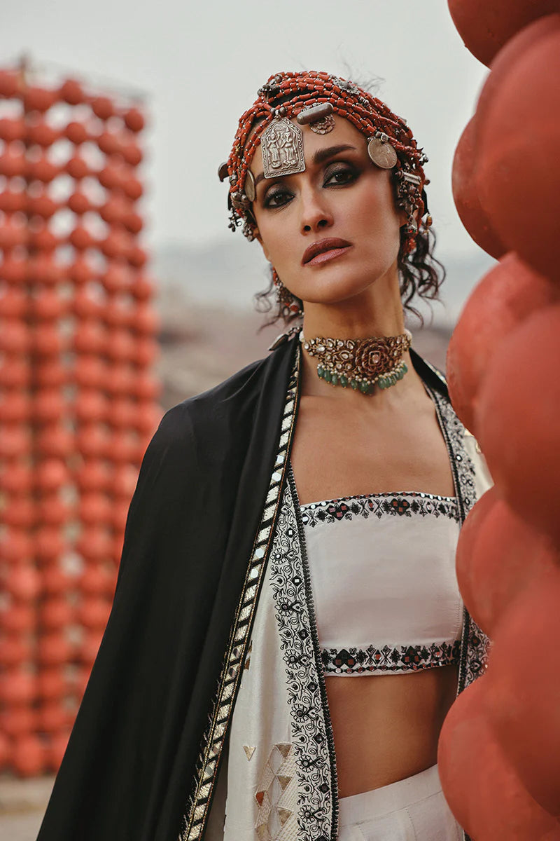 Liana Shawl | The Festive Chapter | Sumaira Khanani