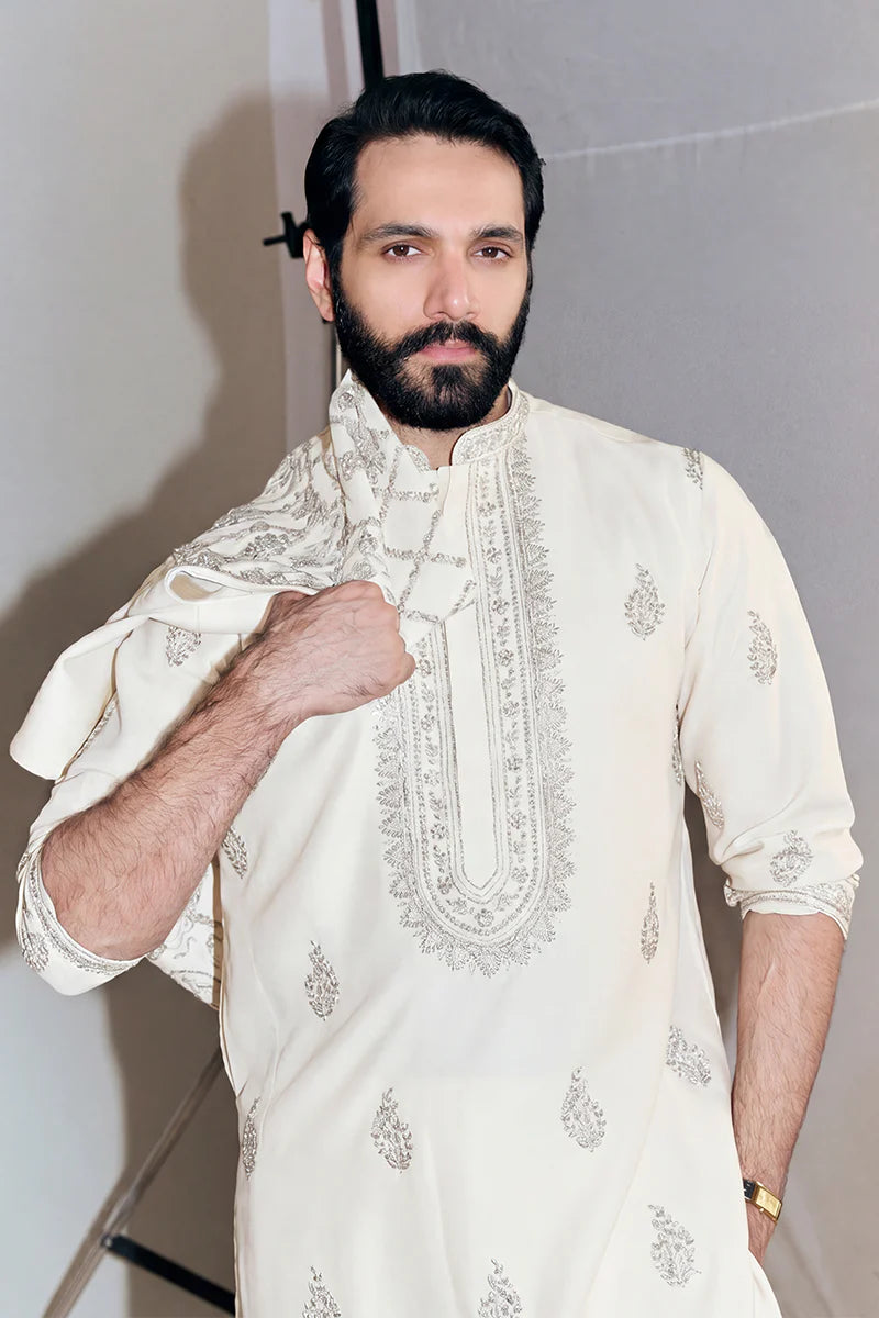 Badar' Waistcoat | REPUBLIC MENSWEAR