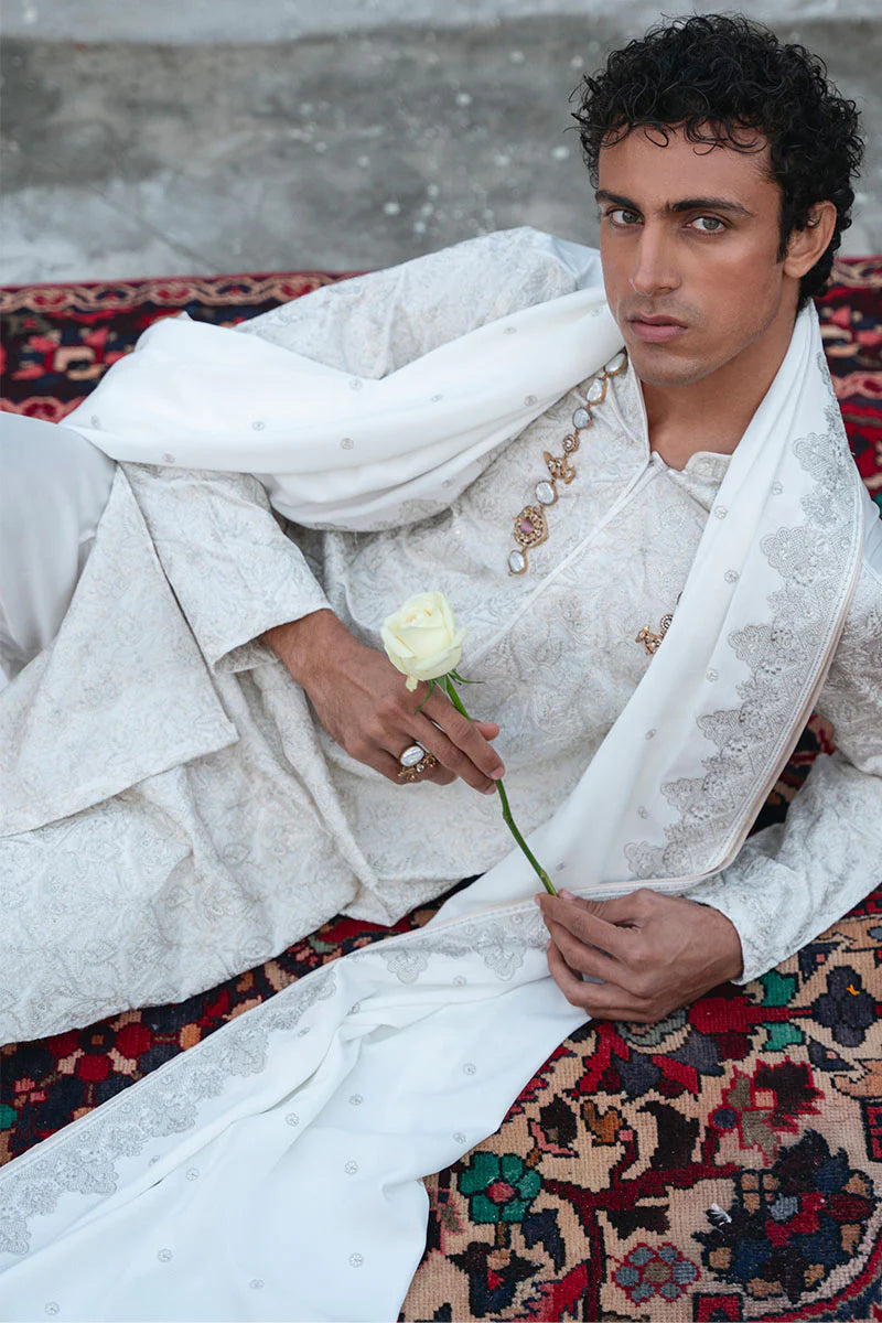 'Zoravar' Shawl | REPUBLIC MENSWEAR