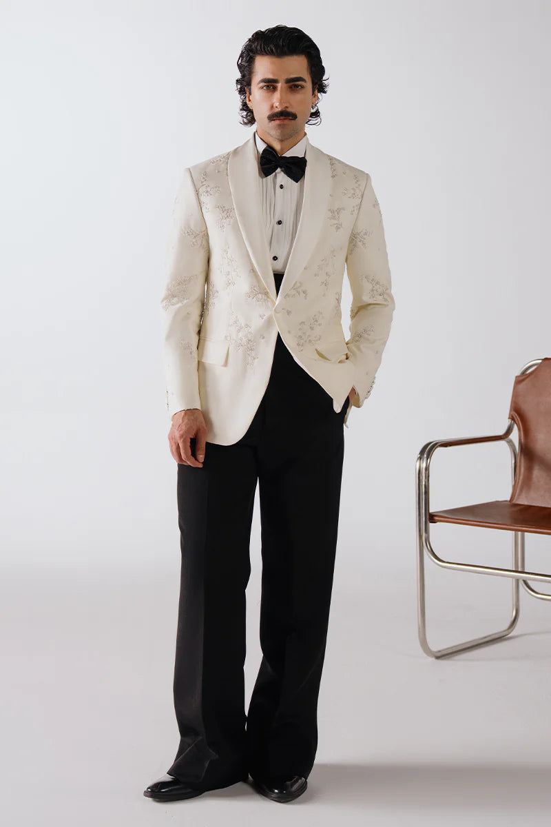 "Perle" Tuxedo Suit | REPUBLIC MENSWEAR