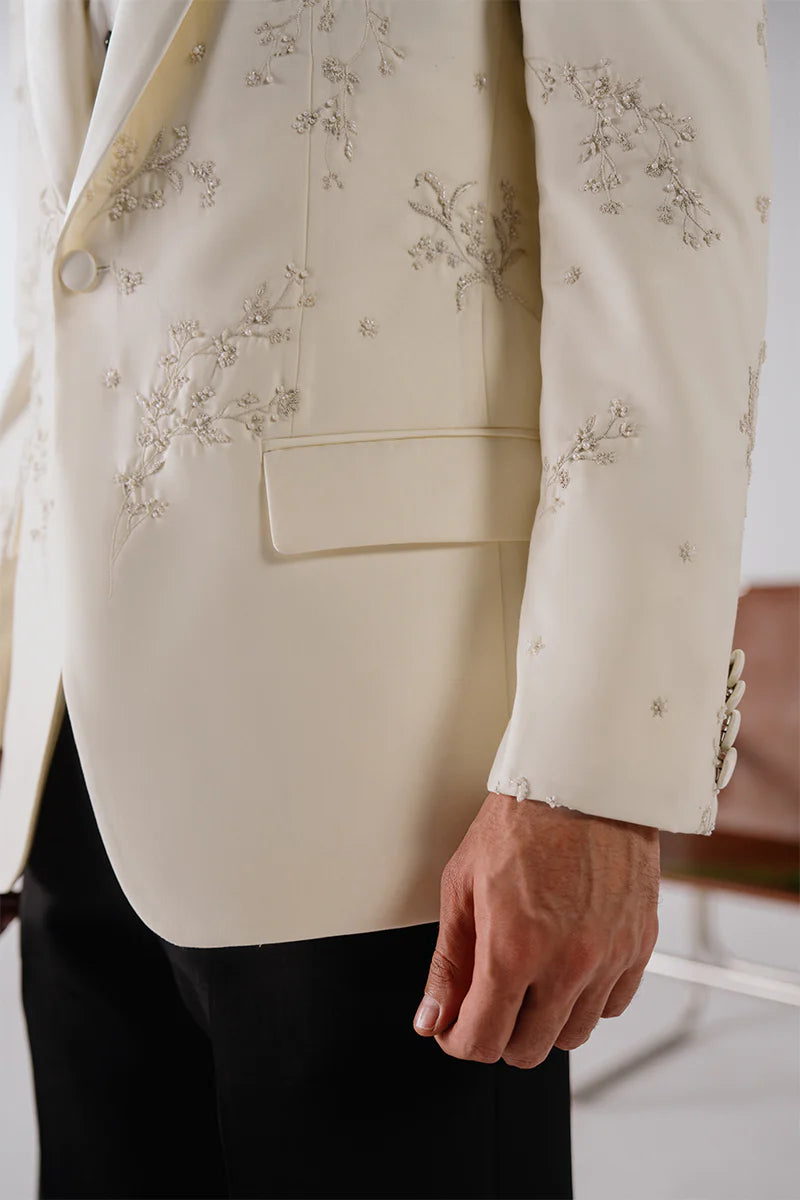 "Perle" Tuxedo Suit | REPUBLIC MENSWEAR
