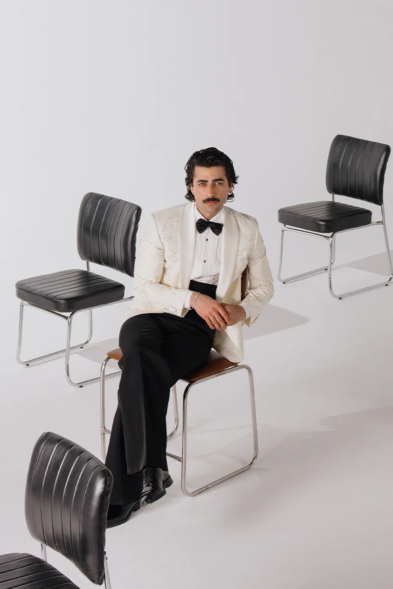 "Perle" Tuxedo Suit | REPUBLIC MENSWEAR