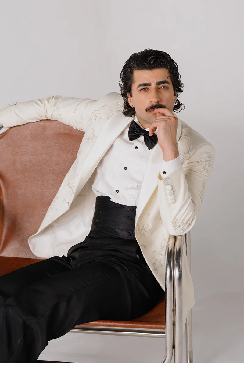 "Perle" Tuxedo Suit | REPUBLIC MENSWEAR