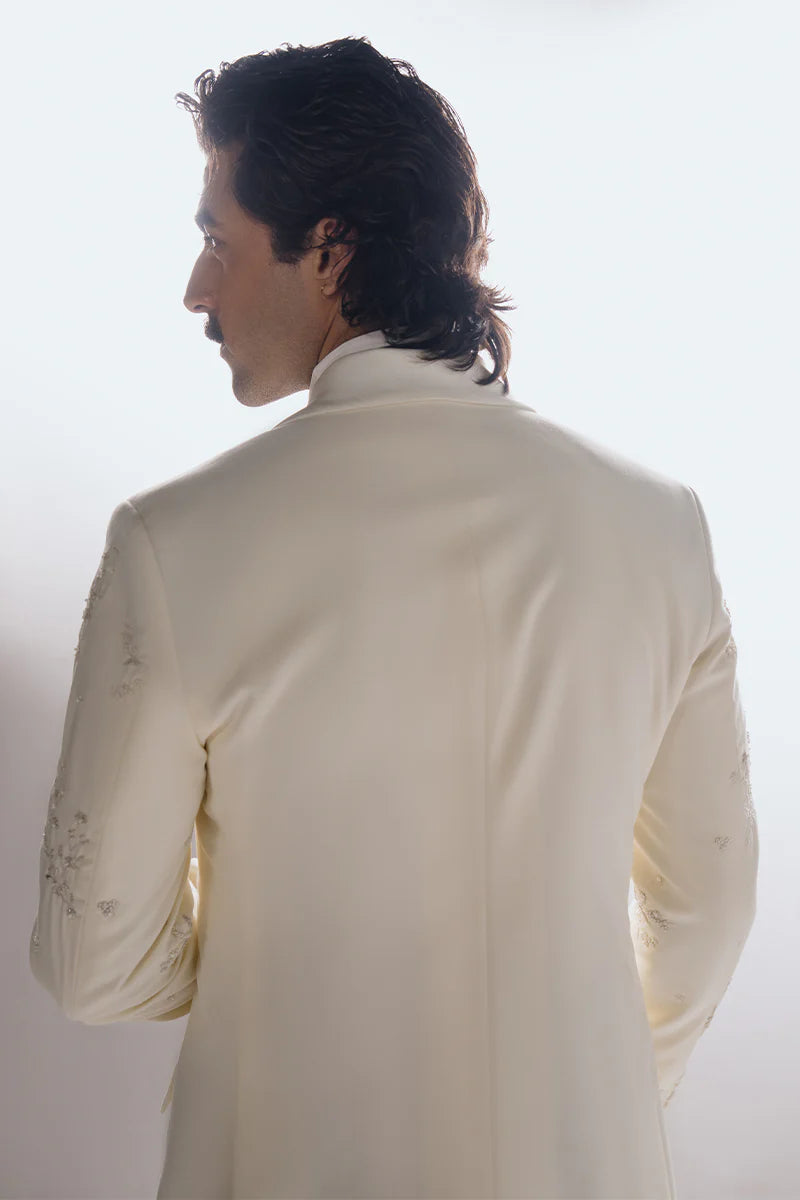 "Perle" Tuxedo Suit | REPUBLIC MENSWEAR