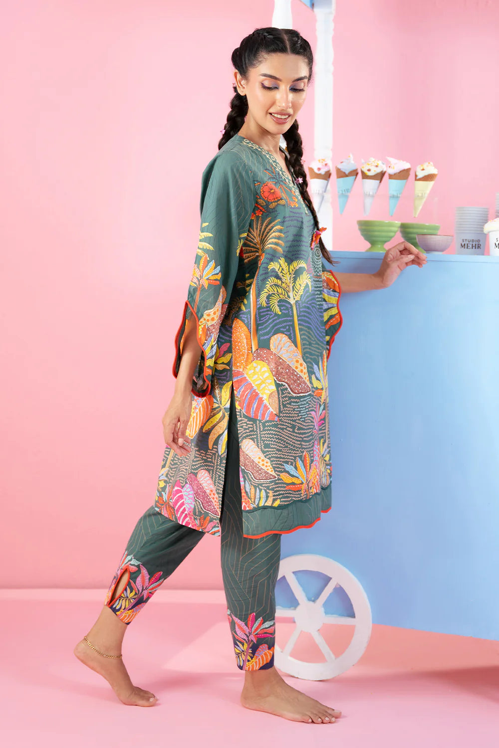 PRETTY PEACOCK | Studio Mehr