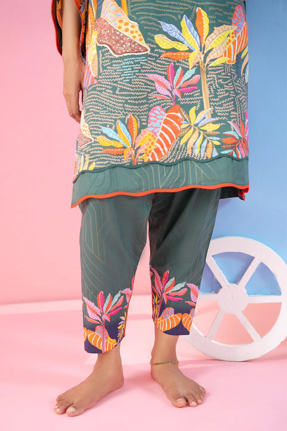 PRETTY PEACOCK | Studio Mehr