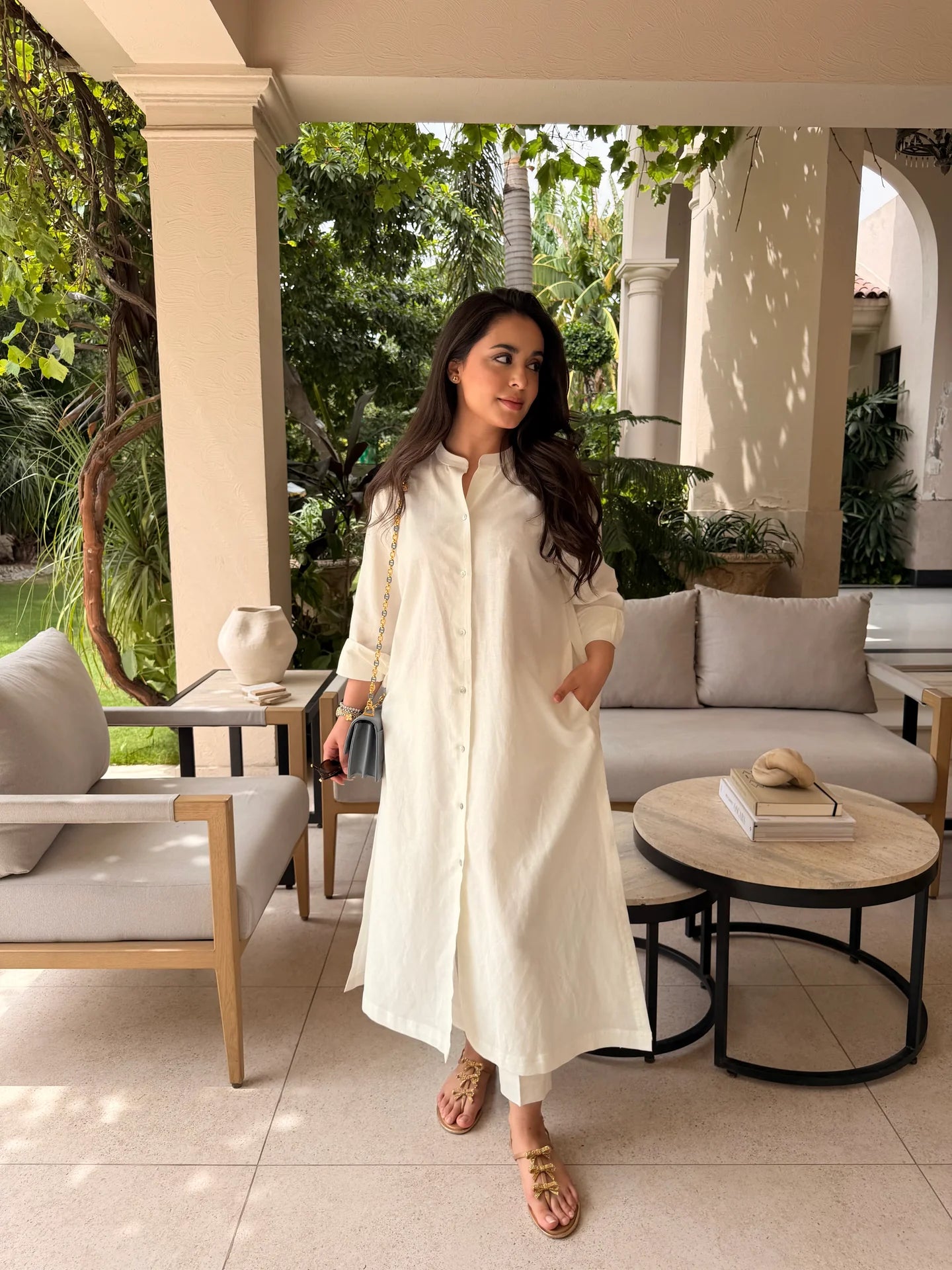 OVERSIZED LINEN SHIRT DRESS IN WHITE | Sak Atelier