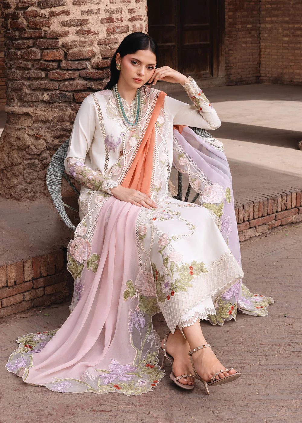 Nooré | Raya Lawn Pret | Saira Shakira