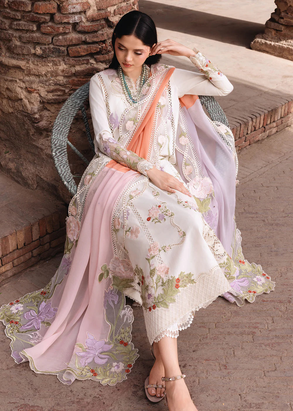 Nooré | Raya Lawn Pret | Saira Shakira