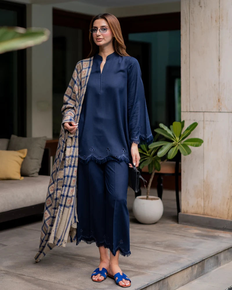 Bloom Karandi Set | New Arrivals | LIRA