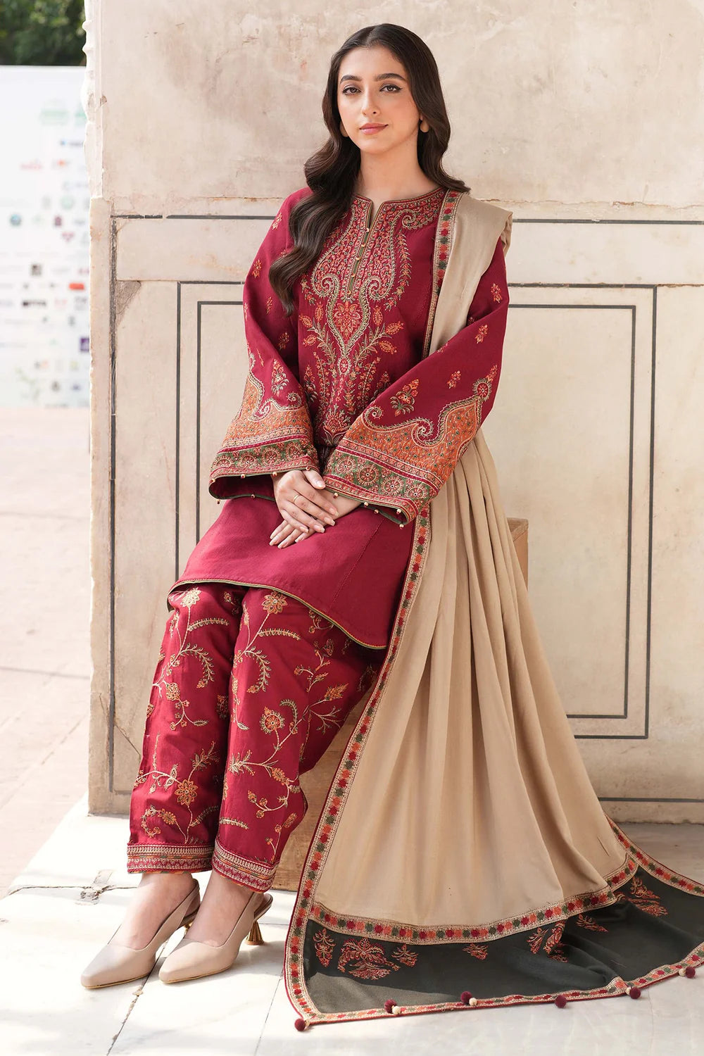 EMBROIDERED SLUB KHADDAR DW'24 D3 | Unstitched | Jazmin