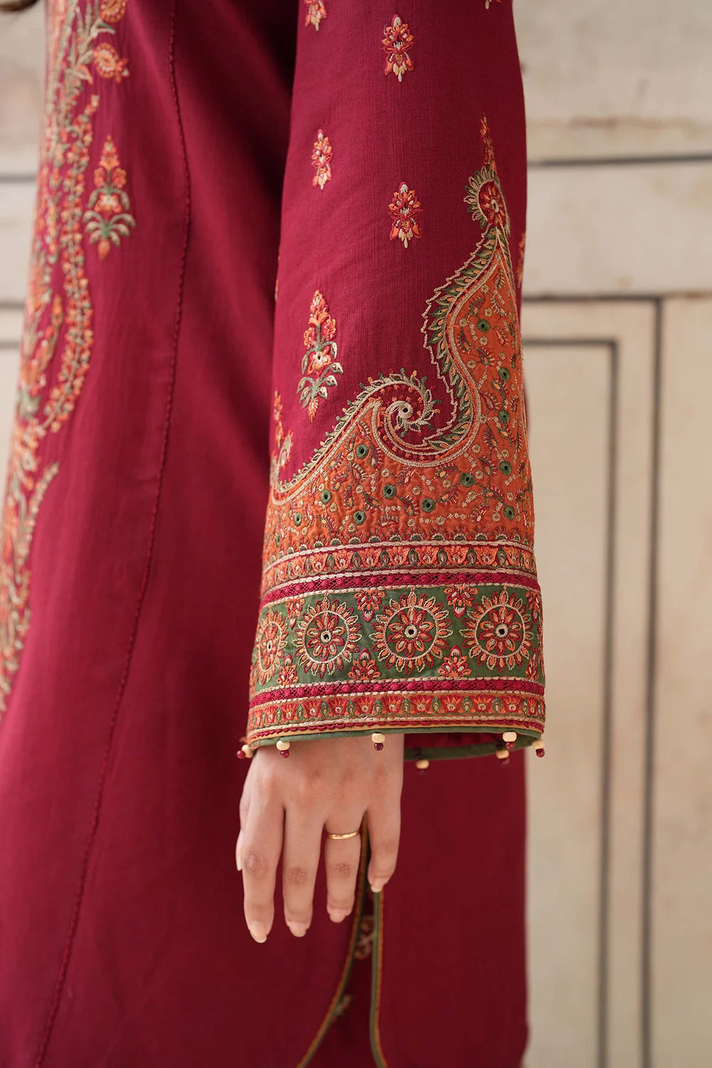 EMBROIDERED SLUB KHADDAR DW'24 D3 | Unstitched | Jazmin