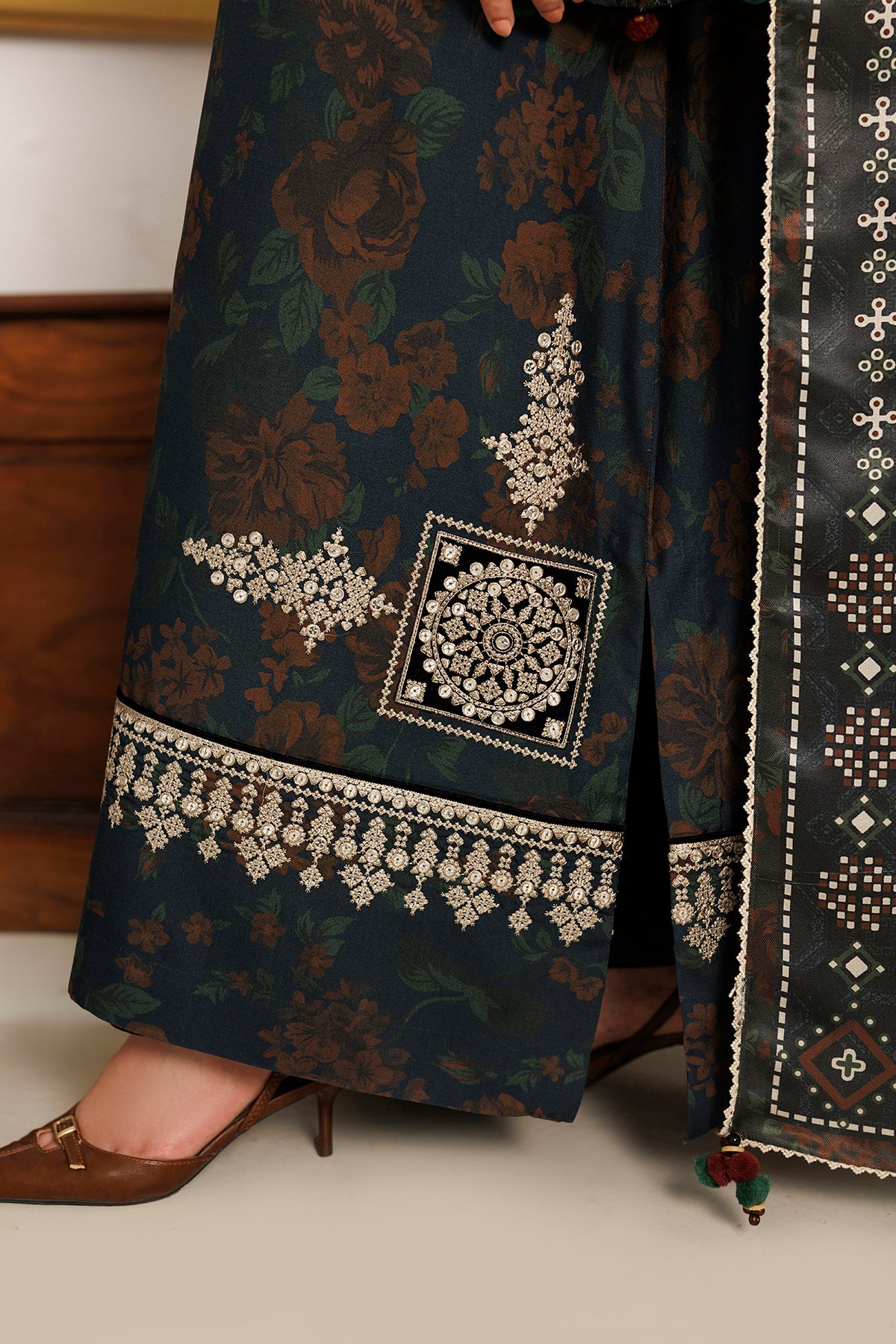 EMBROIDERED PREMIUM VISCOSE UW-0266 | Unstitched | Jazmin