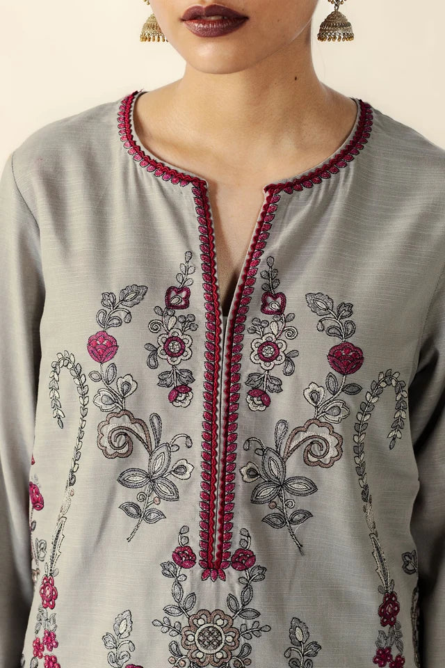 MOONLIT | NEW ARRIVALS | ZARA SHAHJAHAN (RTS)